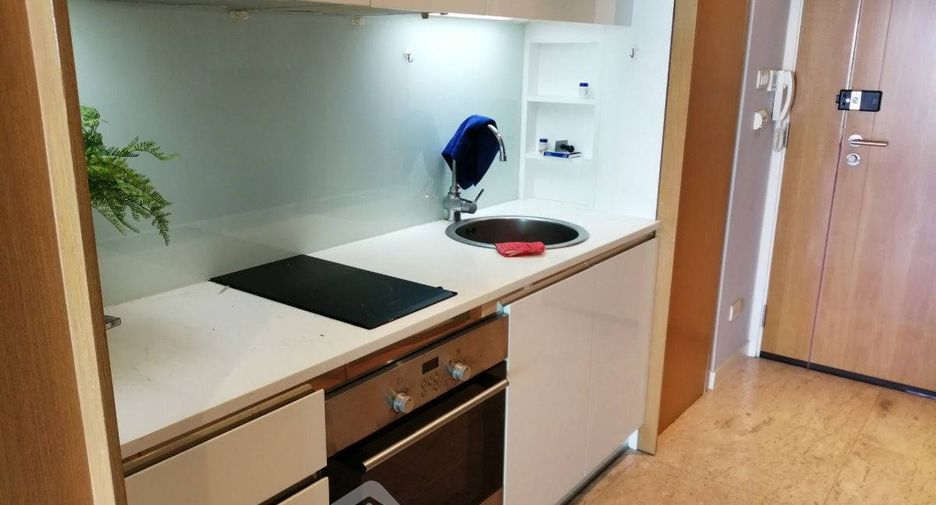 For sale 1 bed condo in Yan Nawa, Bangkok