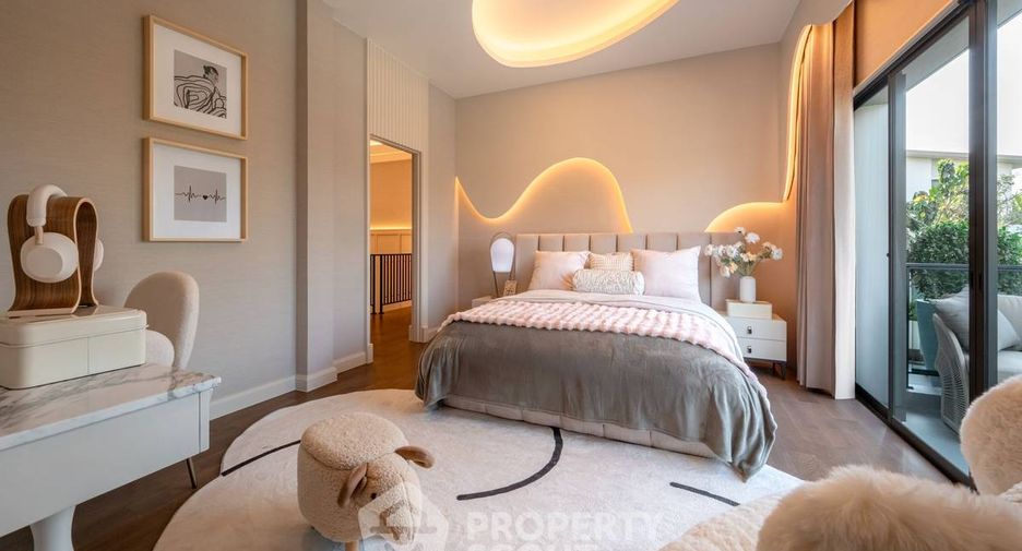For sale 4 bedrooms house in Chom Thong, Bangkok