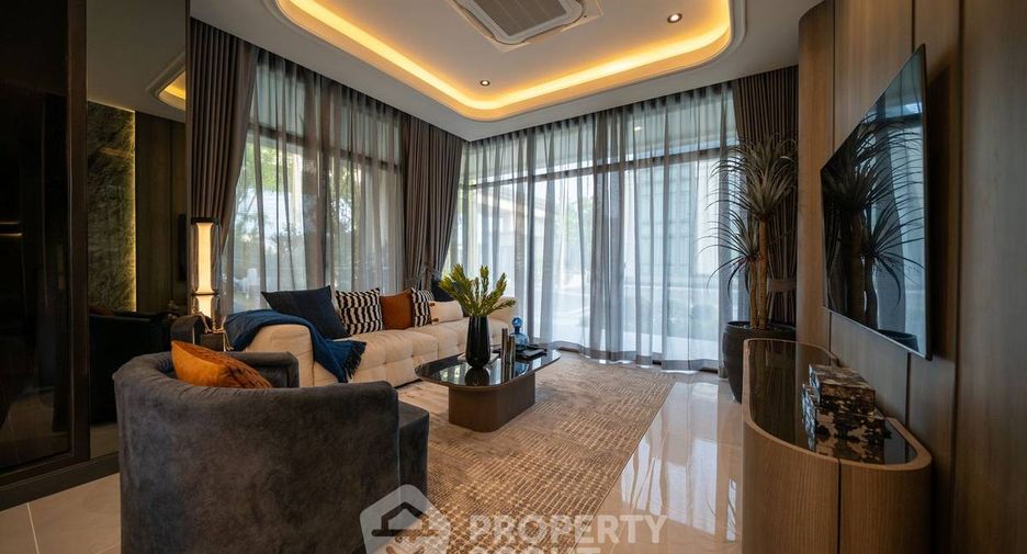 For sale 4 bedrooms house in Bang Khun Thian, Bangkok