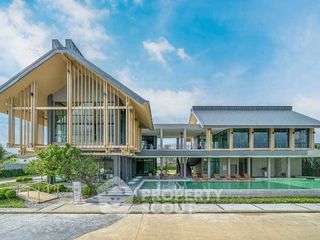 For sale 3 bedrooms house in Khlong Sam Wa, Bangkok