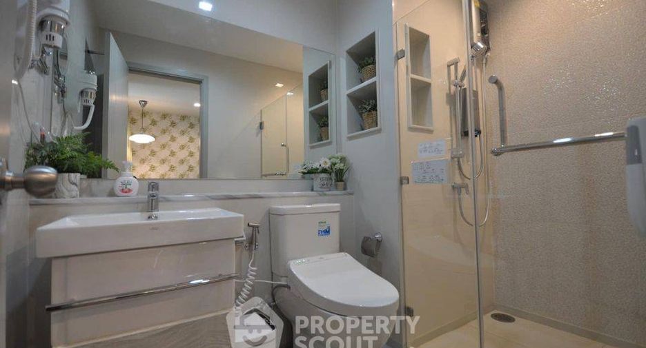 Wohnung zum Kauf mit 1 Zimmer in Phra Khanong, Bangkok