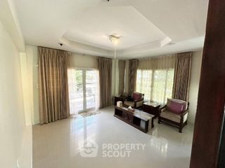 For sale 4 bedrooms house in Mueang Chon Buri, Chonburi