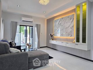 For sale 3 bedrooms villa in Bang Lamung, Chonburi
