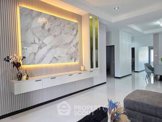 For sale 3 bedrooms villa in Bang Lamung, Chonburi