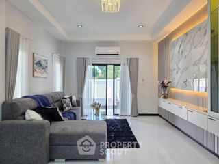 For sale 3 bedrooms villa in Bang Lamung, Chonburi