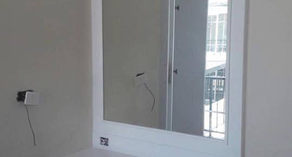 Casa adosada en venta de 4 habitaciones en Bueng Kum, Bangkok