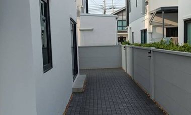 For sale 4 bedrooms house in Bang Phli, Samut Prakan