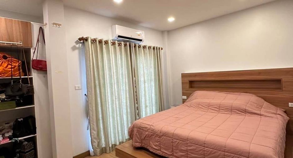 For sale 3 bedrooms house in Bang Lamung, Chonburi