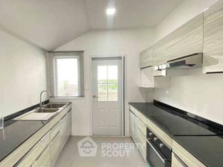 For sale 4 bedrooms house in Bang Khen, Bangkok
