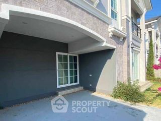 For sale 4 bedrooms house in Bang Khen, Bangkok