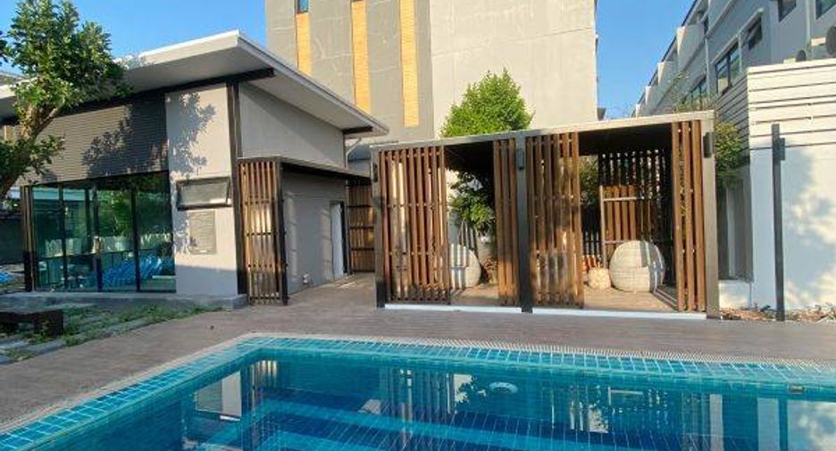 Reihenhaus zum Kauf mit 3 Zimmer in Bueng Kum, Bangkok
