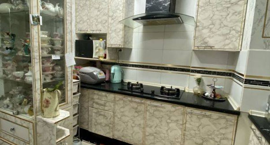 Reihenhaus zum Kauf mit 3 Zimmer in Bueng Kum, Bangkok