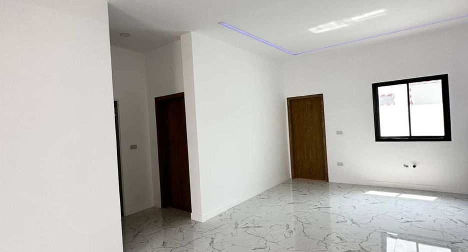 For sale 3 bedrooms house in Huay Yai, Pattaya