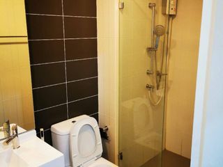 Продажа 1 кровать кондо в Пхаси Чароен, Бангкок