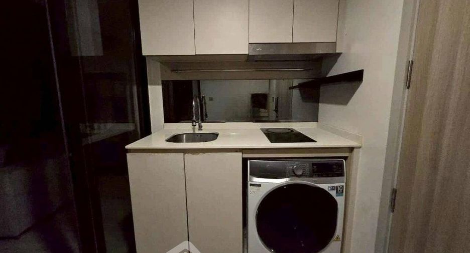For sale 1 bed condo in Sathon, Bangkok