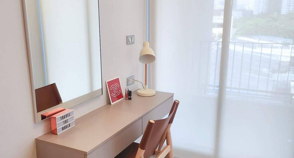 For sale 1 bed condo in Khlong Toei, Bangkok