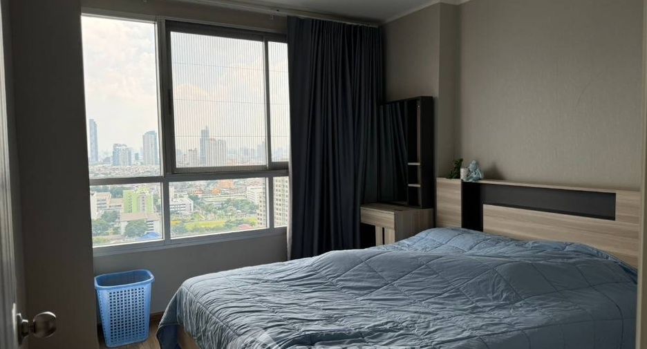 For sale 1 bed condo in Thon Buri, Bangkok