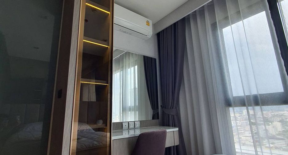 For sale 1 bed condo in Phra Khanong, Bangkok