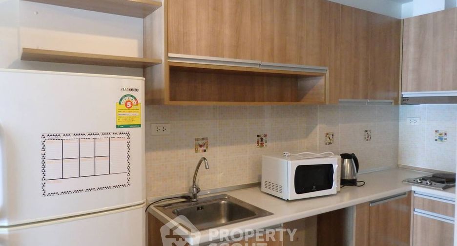 For sale 1 bed condo in Phra Khanong, Bangkok