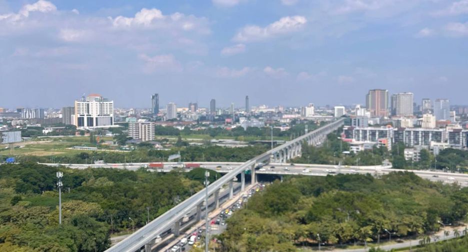 For sale 2 bedrooms condo in Suan Luang, Bangkok