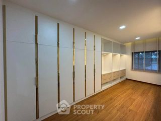 Villa zum Kauf mit 3 Zimmer in Bang Lamung, Chonburi