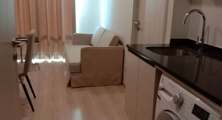 For sale 1 bed condo in Huai Khwang, Bangkok