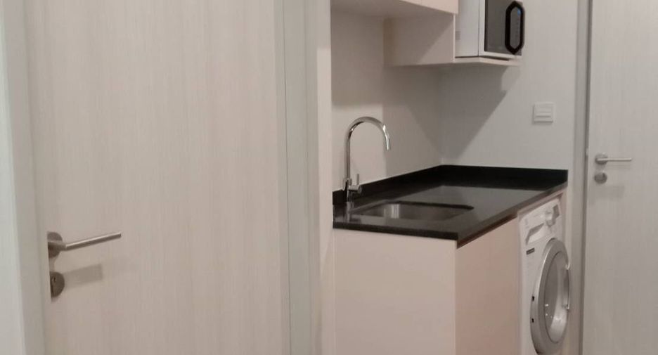For sale 1 bed condo in Huai Khwang, Bangkok