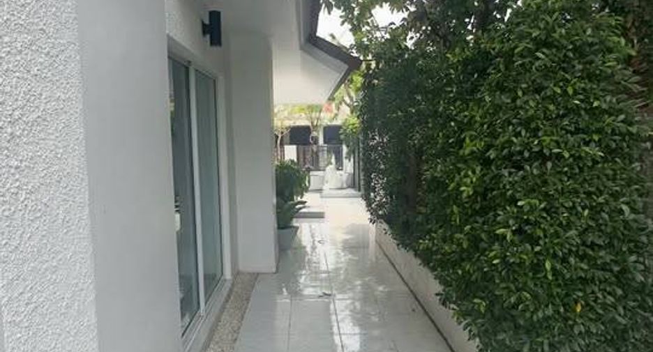 出售 2 卧室 独立屋 在 Si Racha, Chon Buri