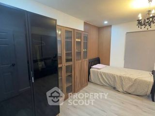 Продажа 2 спальни дом в Si Racha, Чонбури