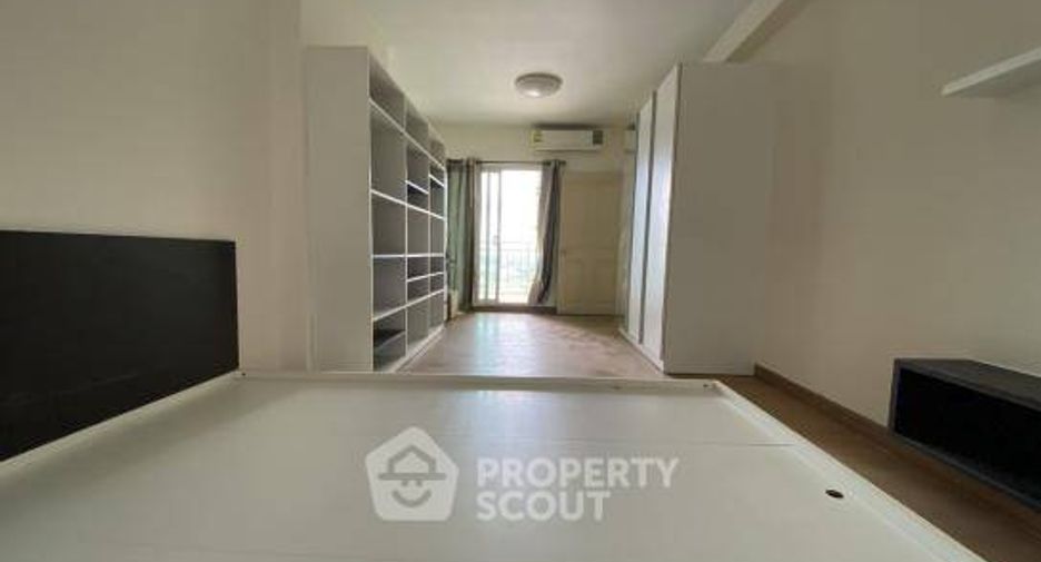 For sale 1 bed condo in Phasi Charoen, Bangkok