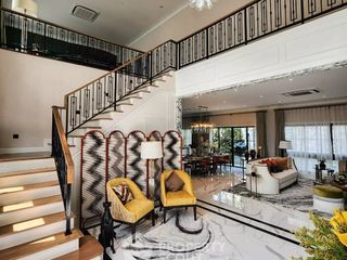 For sale 5 bedrooms house in Bangkok Noi, Bangkok