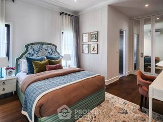 For sale 6 bedrooms house in Bangkok Noi, Bangkok