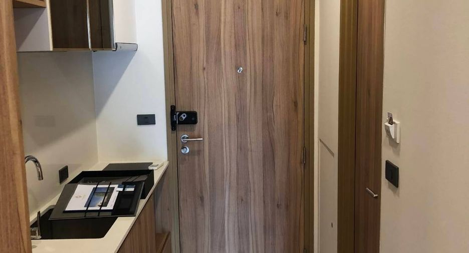 For sale 1 bed condo in Watthana, Bangkok