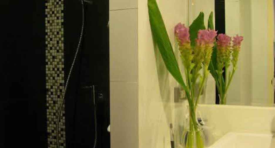 For sale 1 bed condo in Watthana, Bangkok