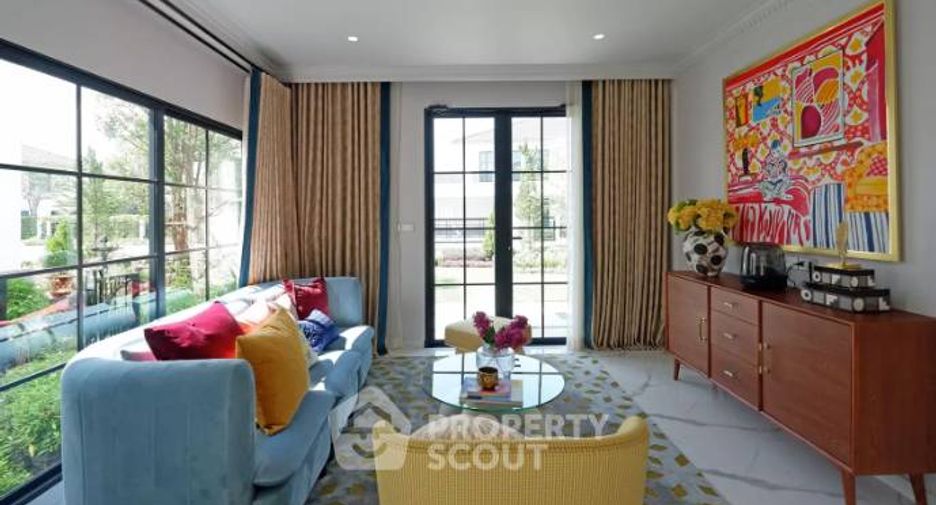 For sale 4 bedrooms house in Khan Na Yao, Bangkok