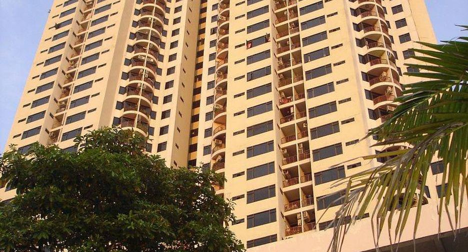 For sale 3 bedrooms condo in Bangkok Noi, Bangkok