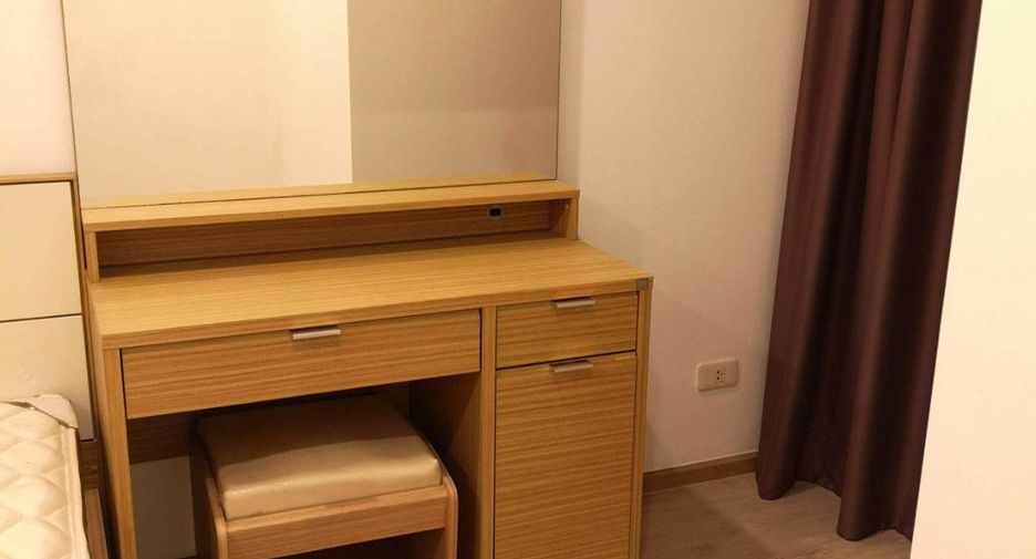 For sale 1 bed condo in Thon Buri, Bangkok