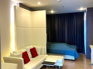 出售 1 卧室 公寓 在 Khlong San, 曼谷