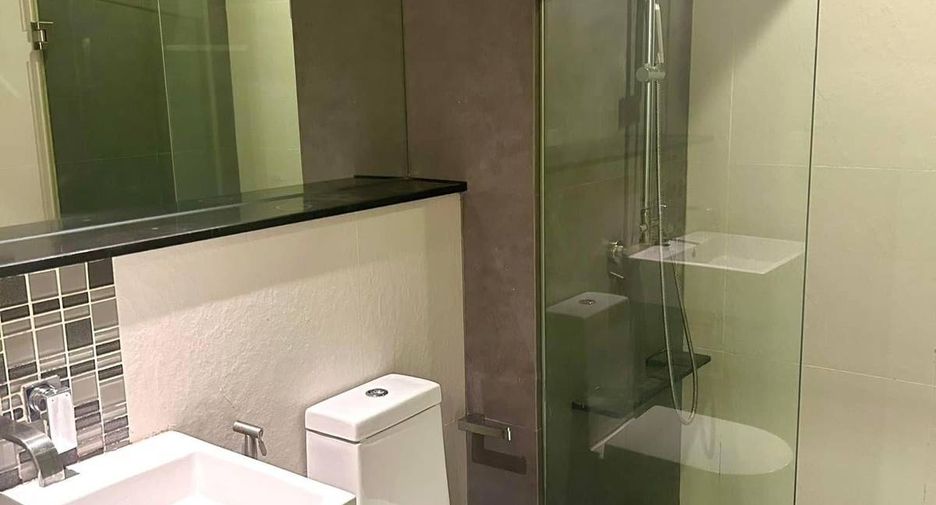 For sale 1 bed condo in Khlong San, Bangkok