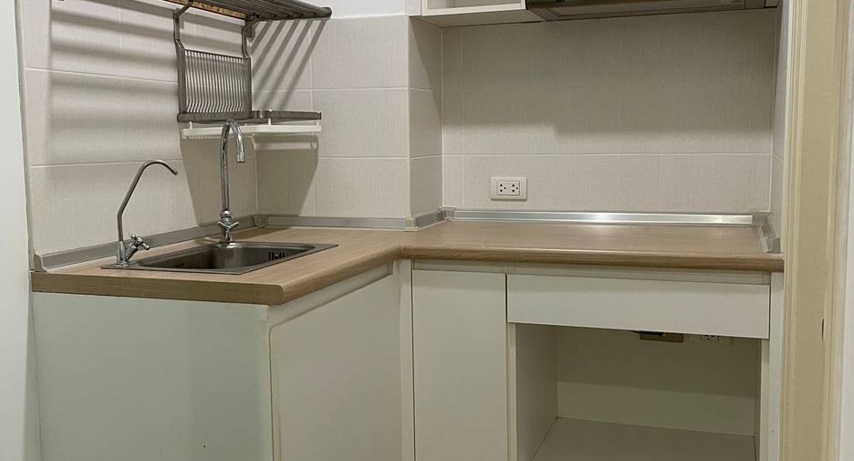 For sale 1 bed condo in Suan Luang, Bangkok