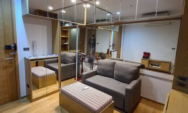 For sale 1 bed condo in Khlong San, Bangkok