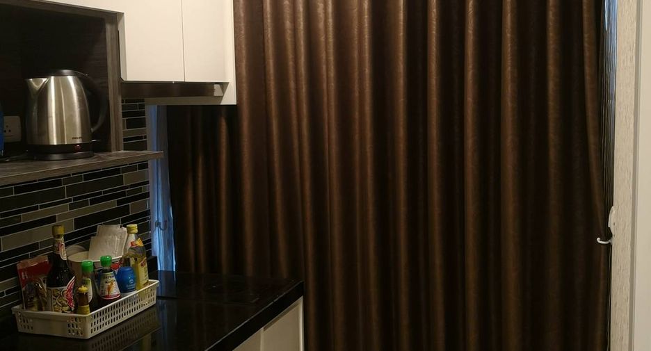 For sale 1 bed condo in Bang Phlat, Bangkok