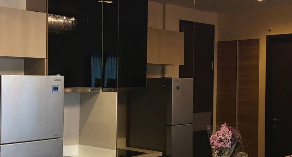 For sale 1 bed condo in Sathon, Bangkok