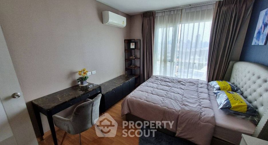 For sale 3 bedrooms condo in Yan Nawa, Bangkok
