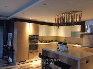 Condo en venta de 2 habitaciones en Watthana, Bangkok