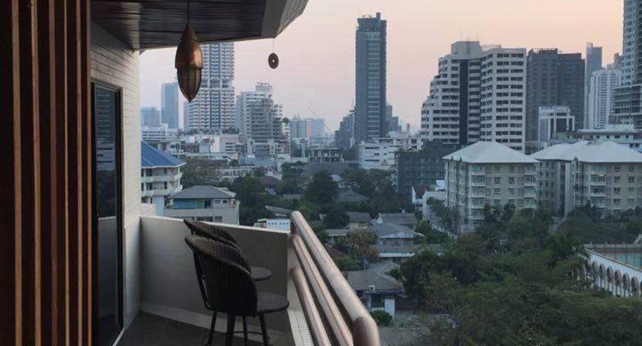For sale 2 bedrooms condo in Watthana, Bangkok
