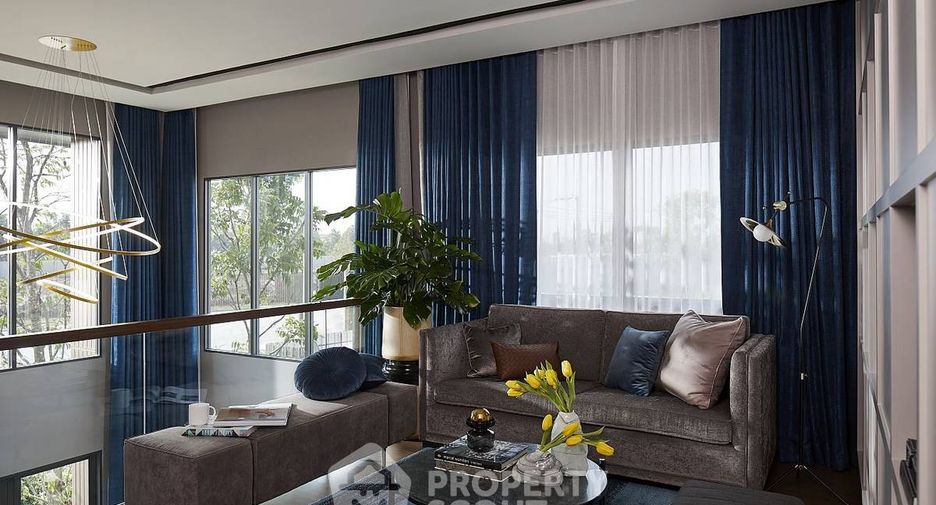 For sale 4 bedrooms house in Bang Sao Thong, Samut Prakan