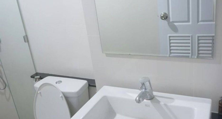 Condo en venta de 2 habitaciones en Si Racha, Chonburi
