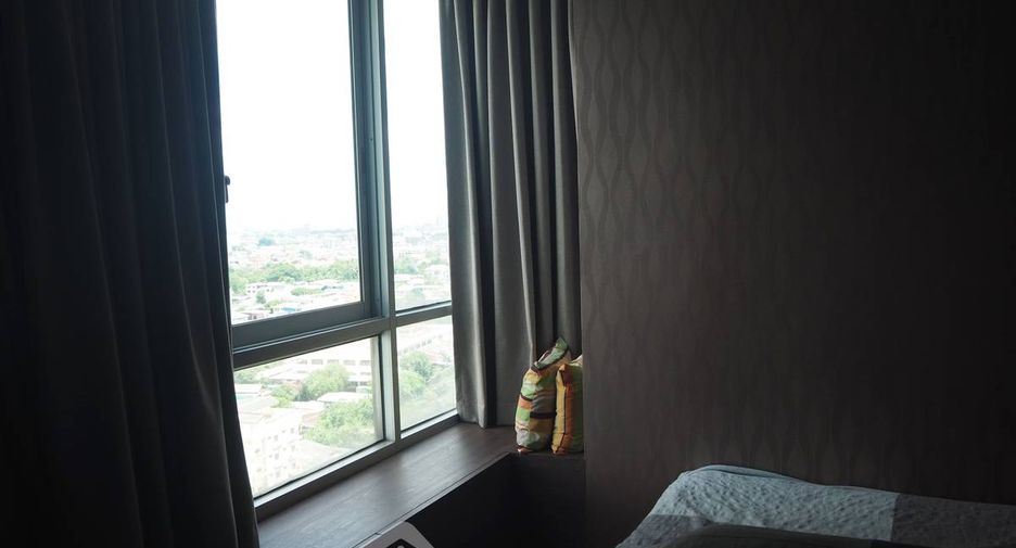 For sale 2 bedrooms condo in Thon Buri, Bangkok