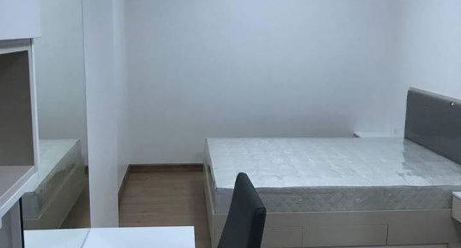 For sale 1 bed condo in Si Racha, Chonburi